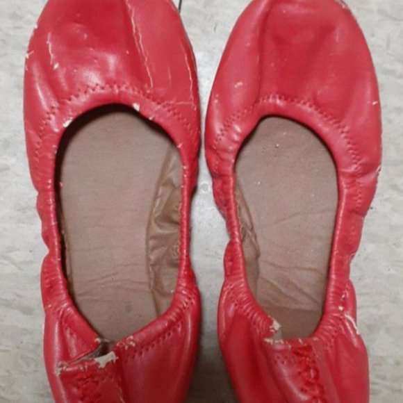 Flats - Picture 1 of 1